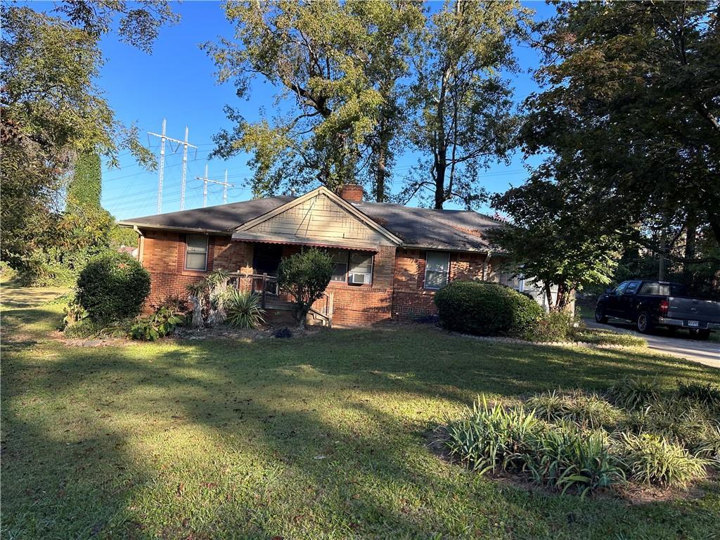 3552 Linecrest Rd., Ellenwood, GA 30294