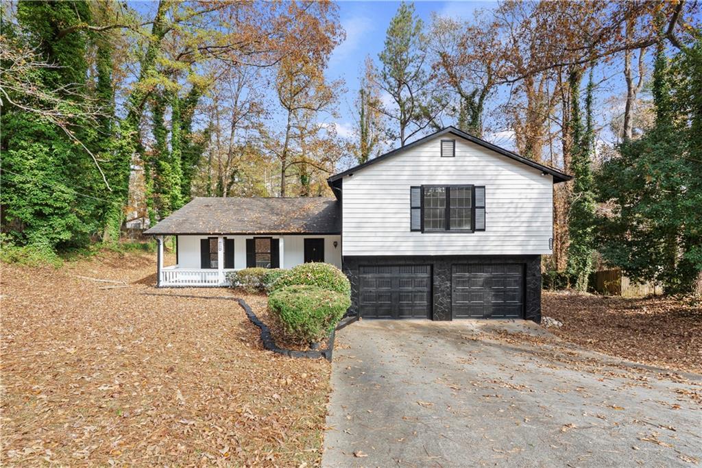 4170 Windermere Dr., Lithonia, GA 30038