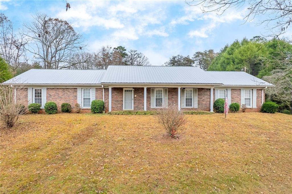 1870 Chatsworth Hwy., Ellijay, GA 30540