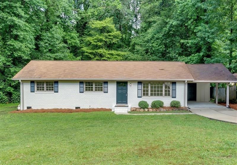 5689 Woodland Dr., Acworth, GA 30102