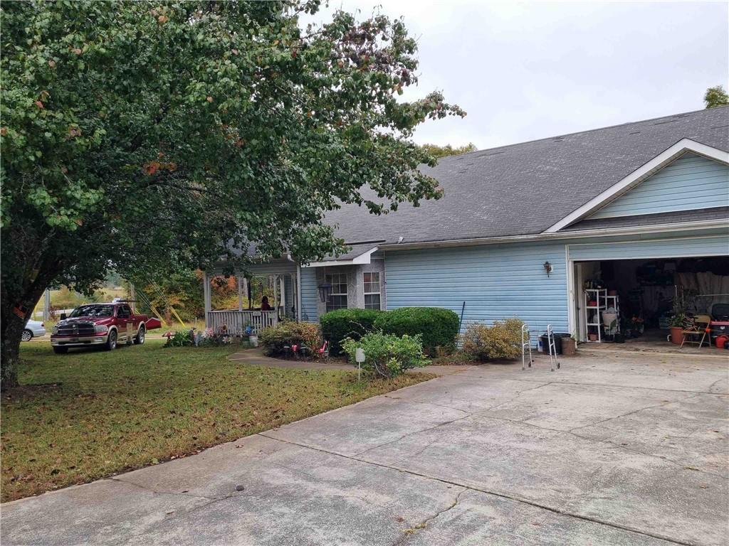 7905 Rivertown Rd., Fairburn, GA 30213