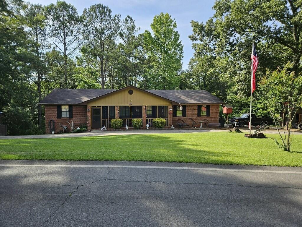 463 Compton Rd., Silver Creek, GA 30173