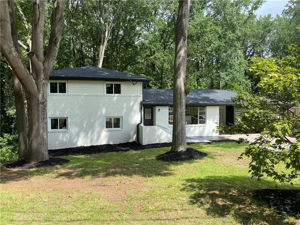 3211 Thrasher Cir., Decatur, GA 30032