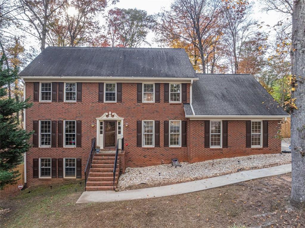 2291 Rodao Dr., Lilburn, GA 30047