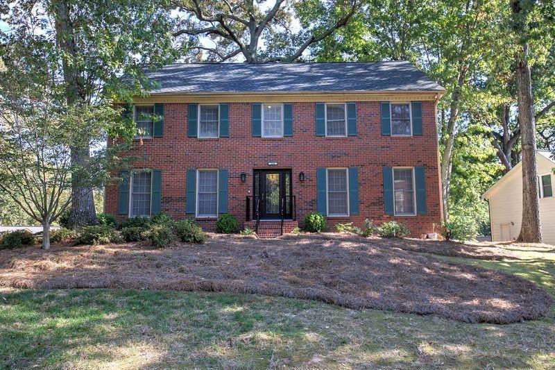 260 Spring Ridge Dr., Roswell, GA 30076