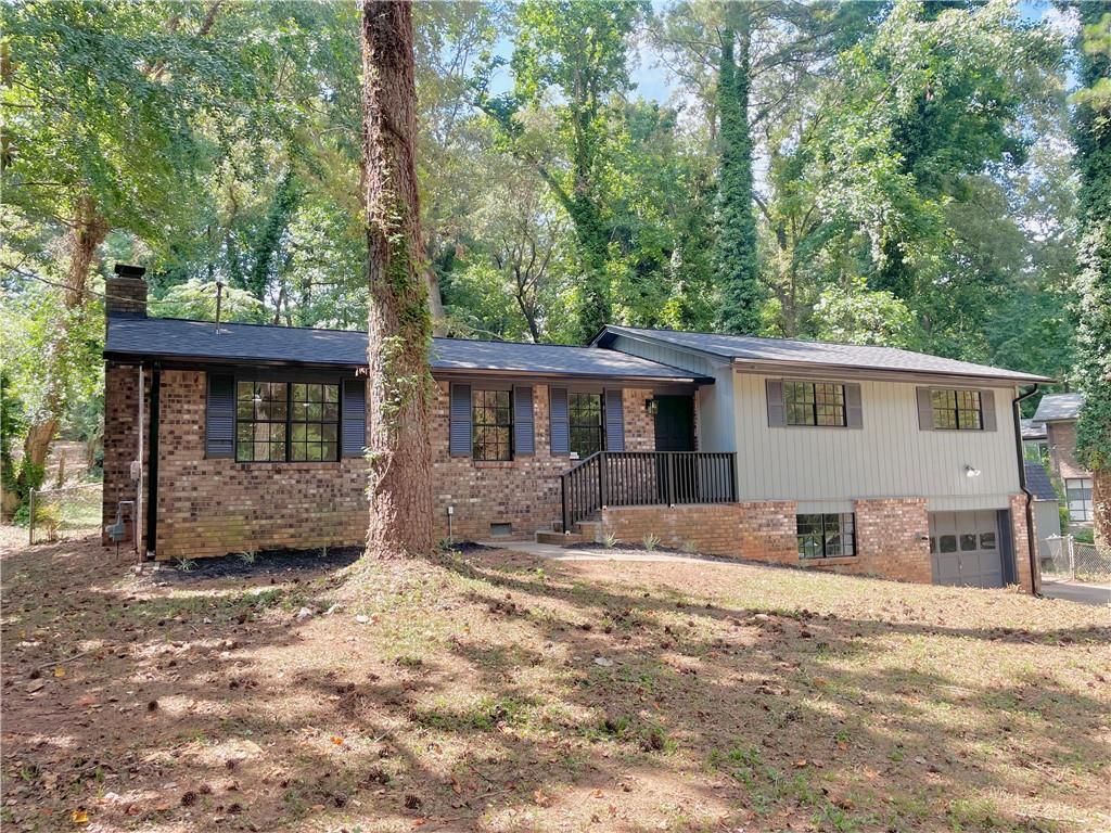 865 Cherrydale Ln., Woodstock, GA 30189