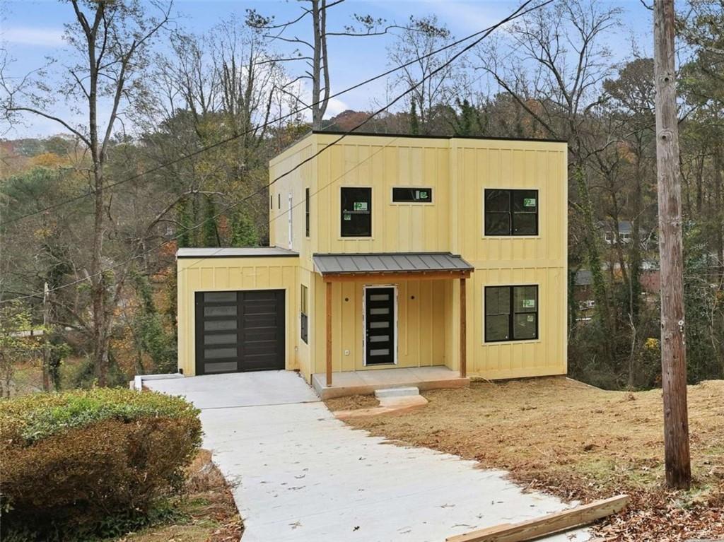 2918 Level Ridge Rd., Atlanta, GA 30354