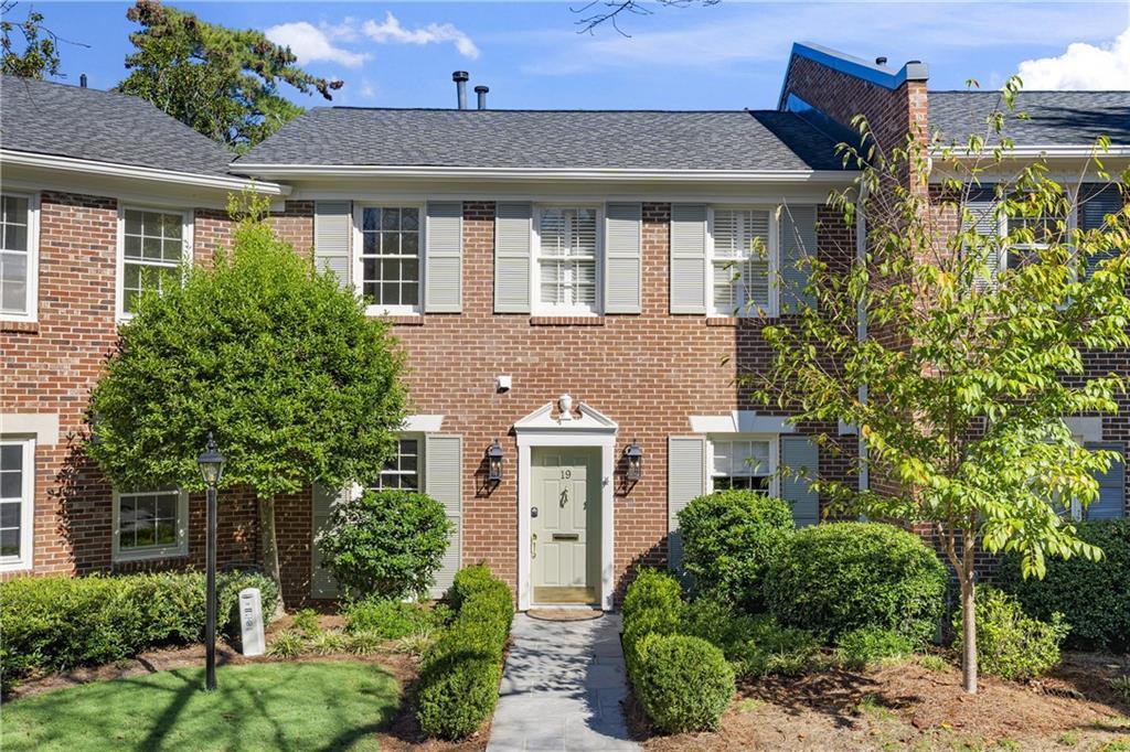 3050 Margaret Mitchell Dr. #19, Atlanta, GA 30327