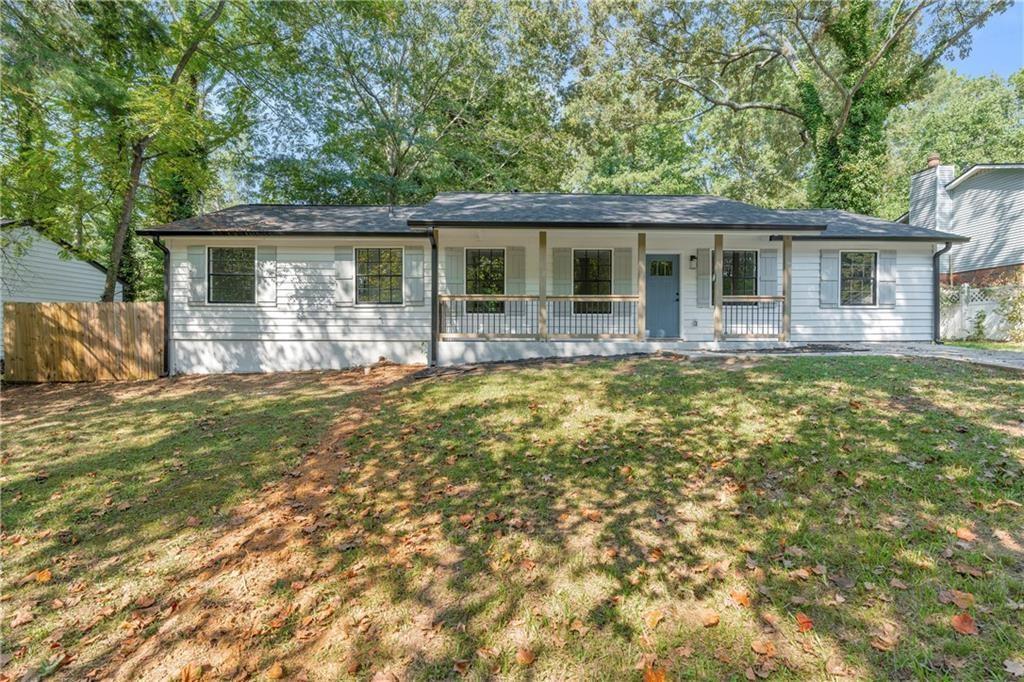 8949 Raven Dr., Jonesboro, GA 30238