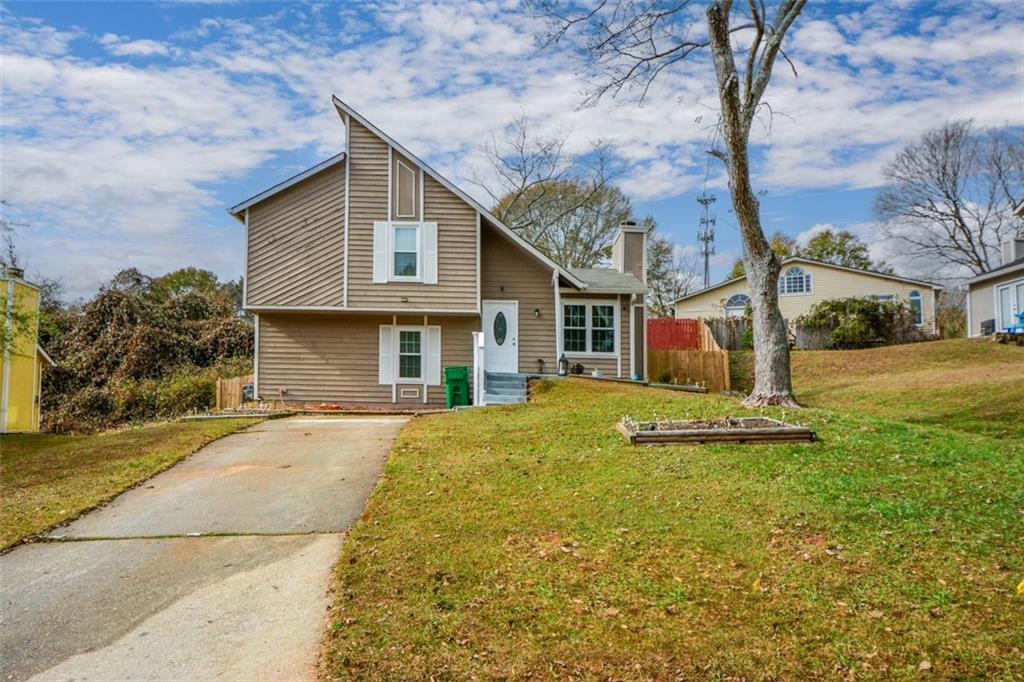 1126 Mainstreet Valley Dr., Stone Mountain, GA 30088