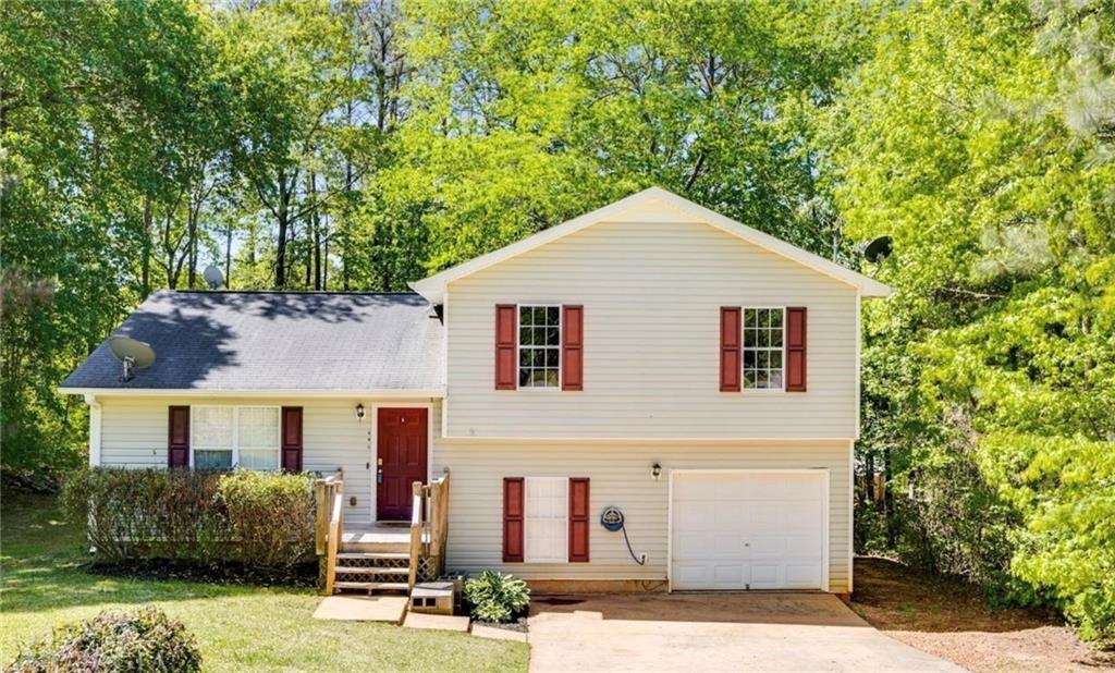 419 Tommy Thompson Way, Whitesburg, GA 30185