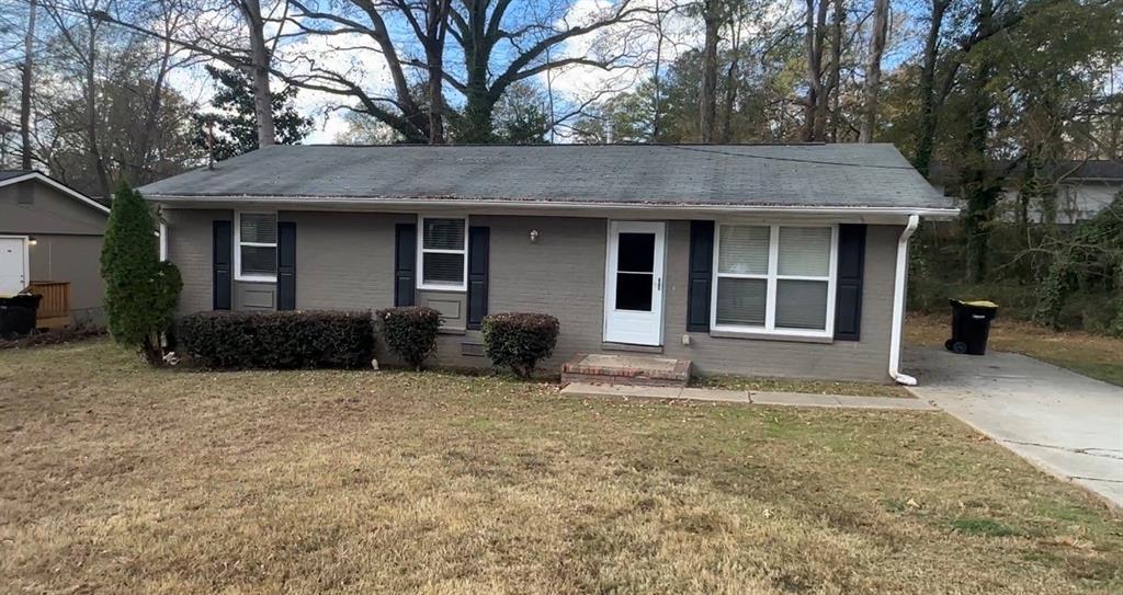 17 Westgate Park Dr., Newnan, GA 30263