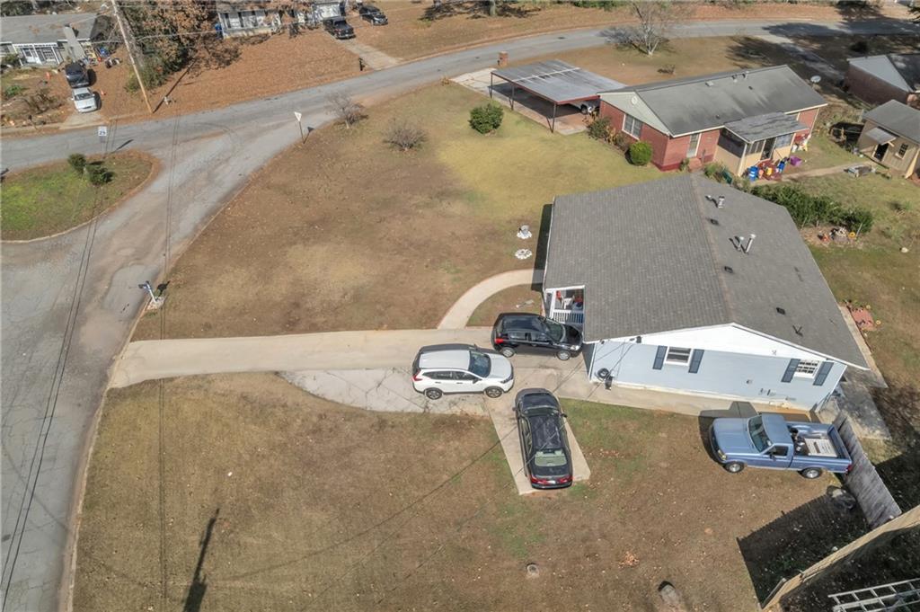 1195 Dantel Ct., Stone Mountain, GA 30083