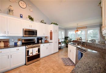 3671 Quail Creek Dr., Buford, GA 30519