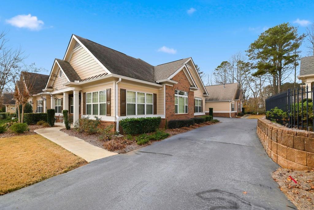 238 Orchards Cir., Woodstock, GA 30188