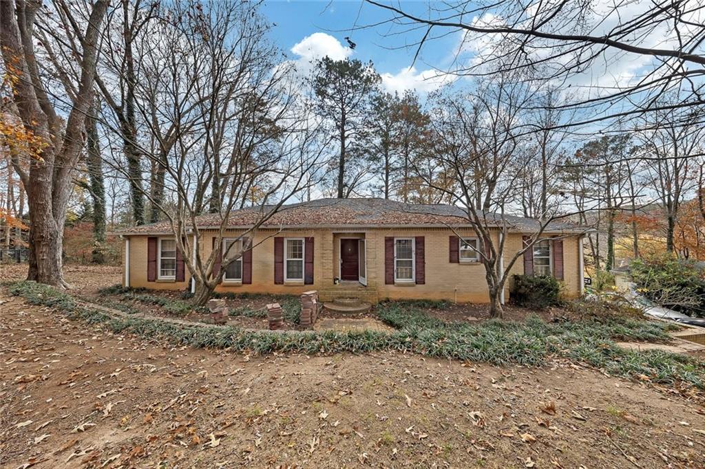 4520 Huntridge Dr., Roswell, GA 30075
