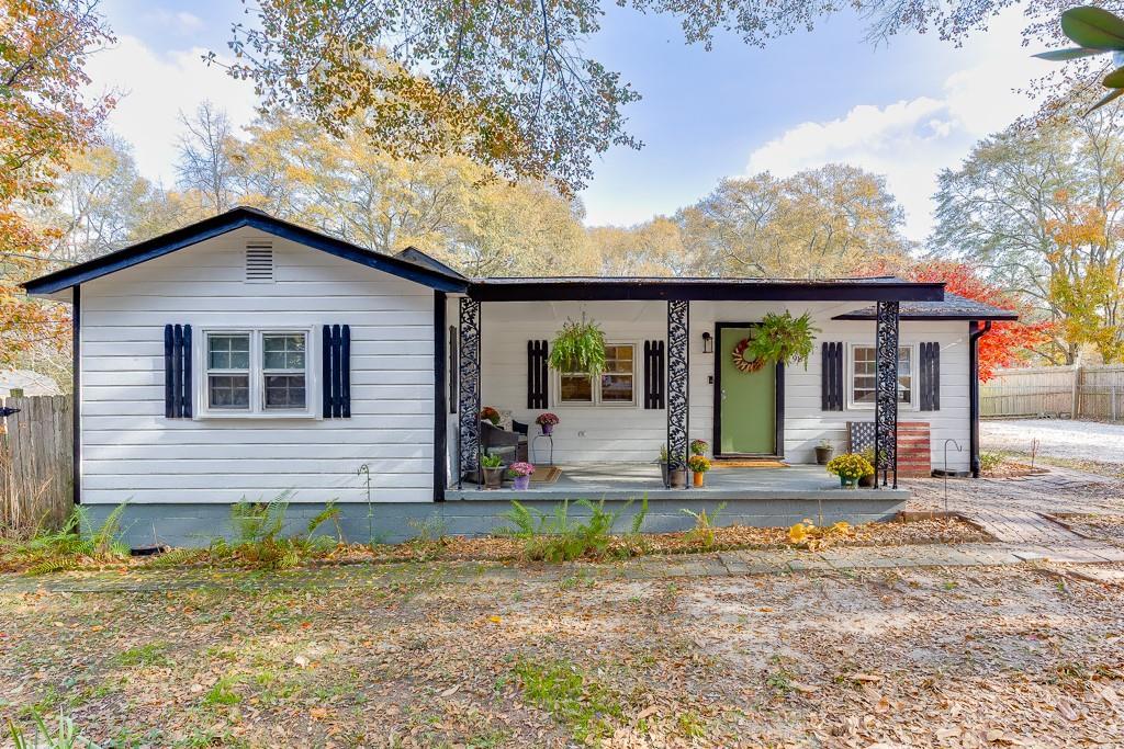 98 Circle Dr., Winder, GA 30680