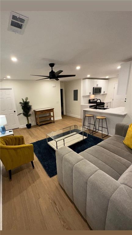 1735 Derry Ave., Atlanta, GA 30310