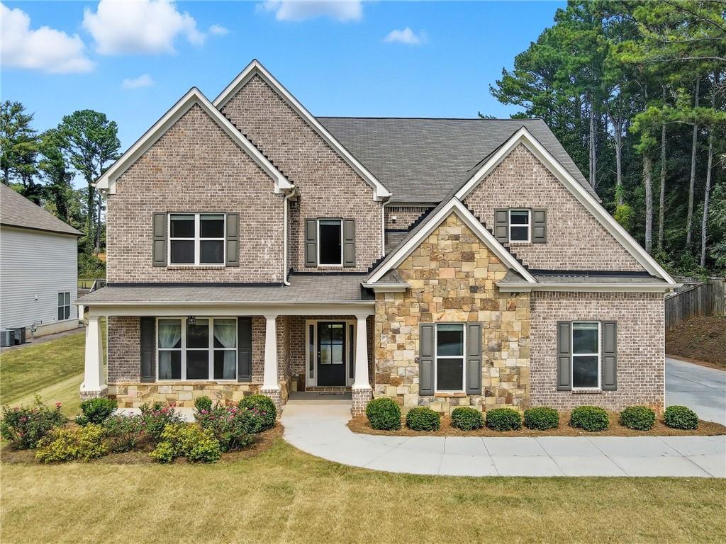 810 Eagle Crosssing Dr., Lawrenceville, GA 30044