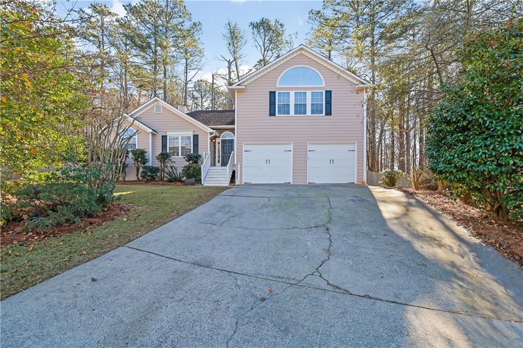 613 Sweet Basil Ln., Woodstock, GA 30189