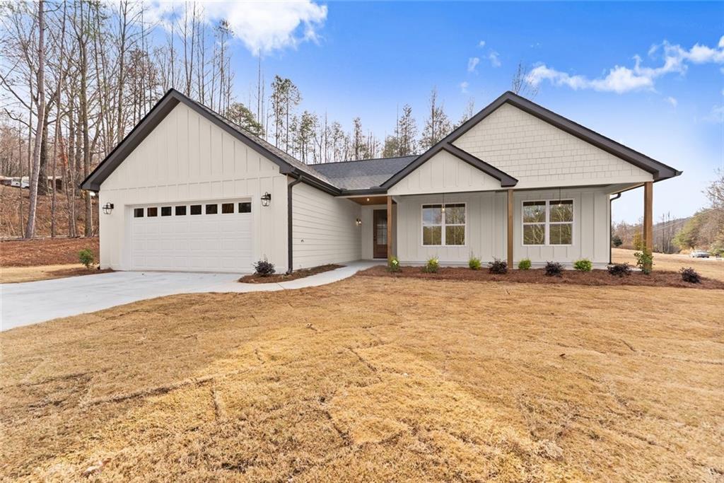 477 Thomason Rd., Cleveland, GA 30528