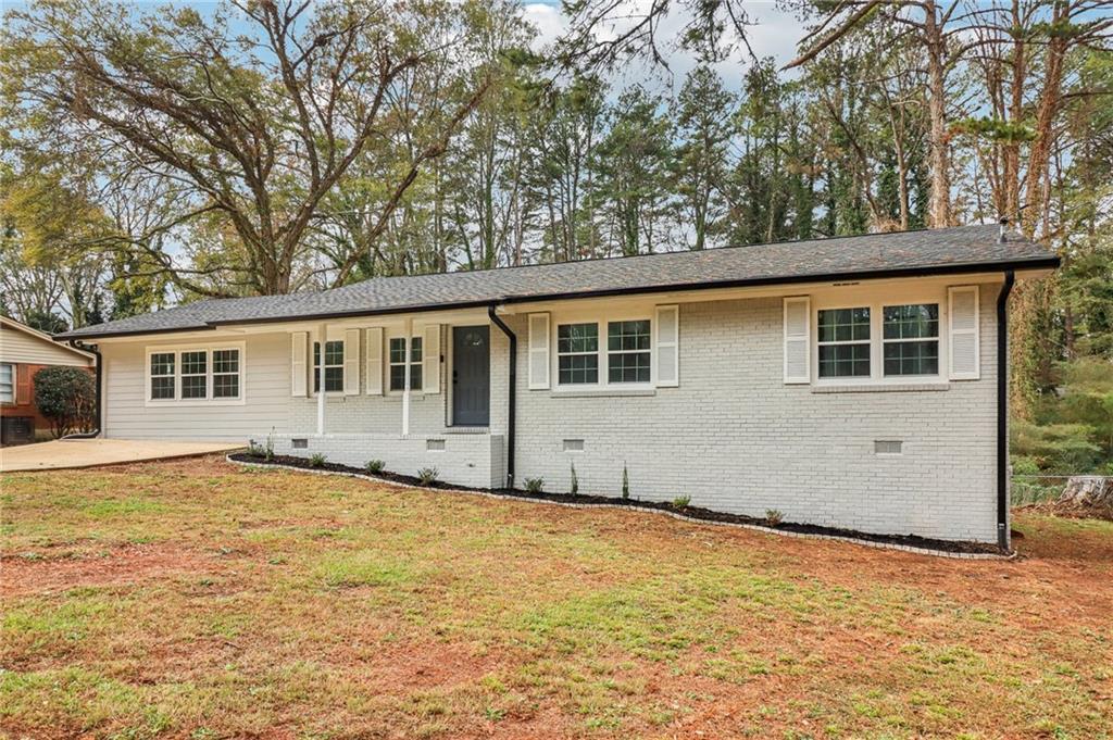 395 Colchester Dr., Stone Mountain, GA 30088