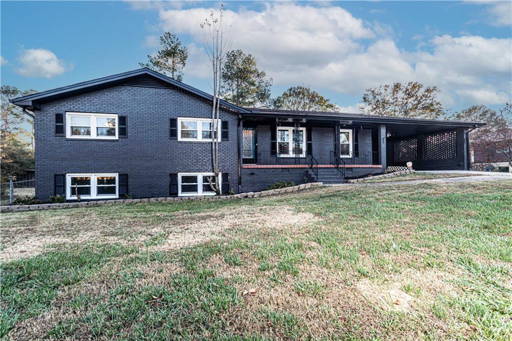 2135 Surrey Tr., Conyers, GA 30013