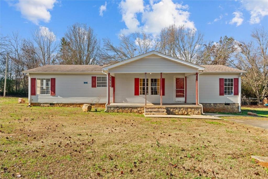 214 Nassau Cir., Chatsworth, GA 30705