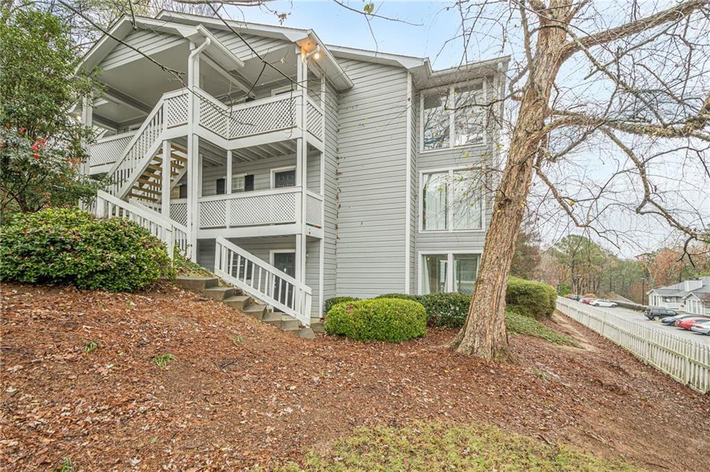 1106 Natchez Trace, Atlanta, GA 30350