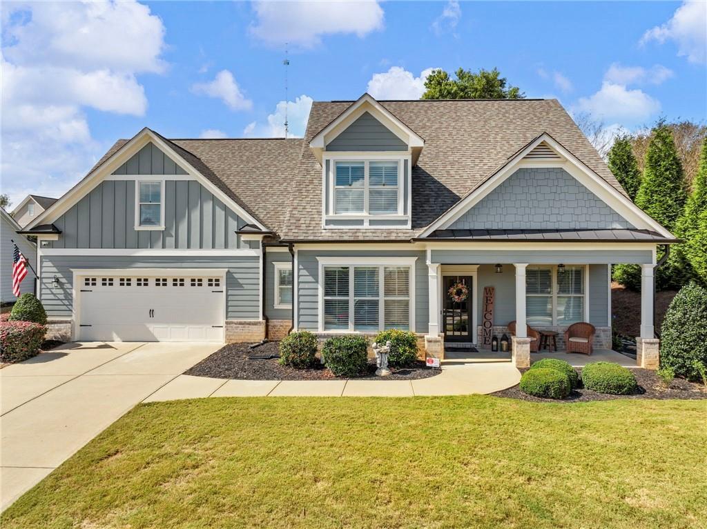 92 Hawthorn Way, Hoschton, GA 30548