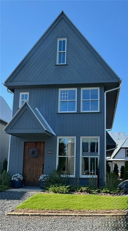 305 High St., Fayetteville, GA 30214