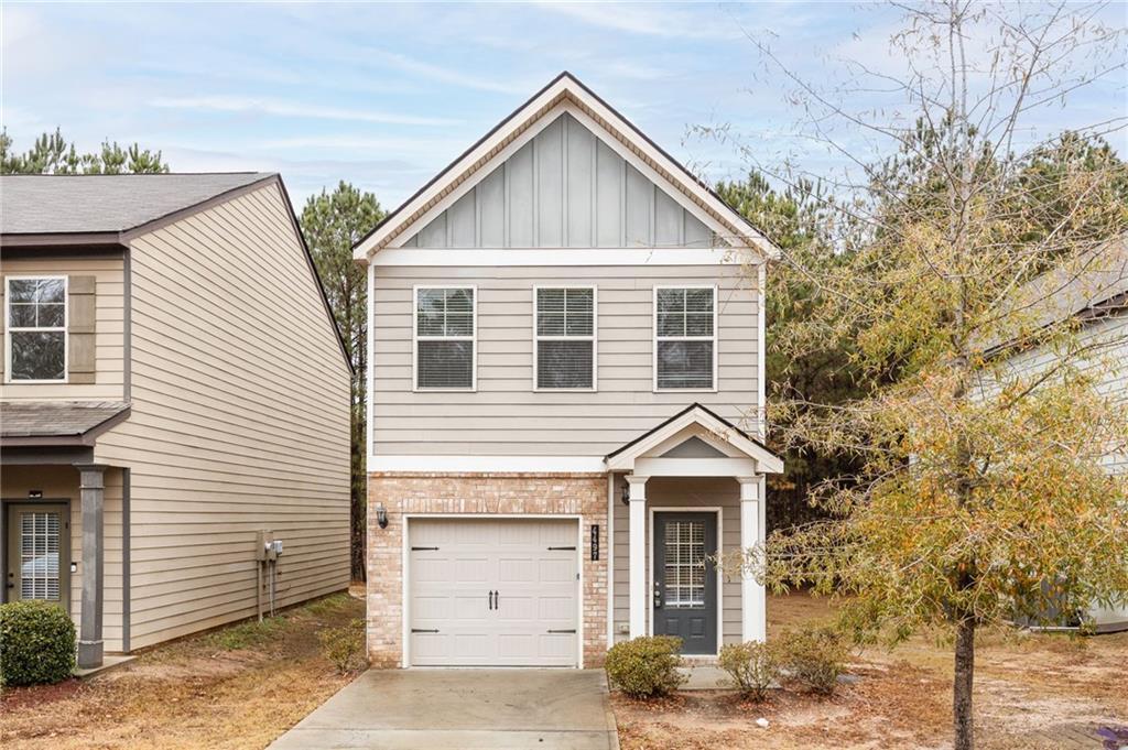 4497 Ravenwood Dr., Union City, GA 30291