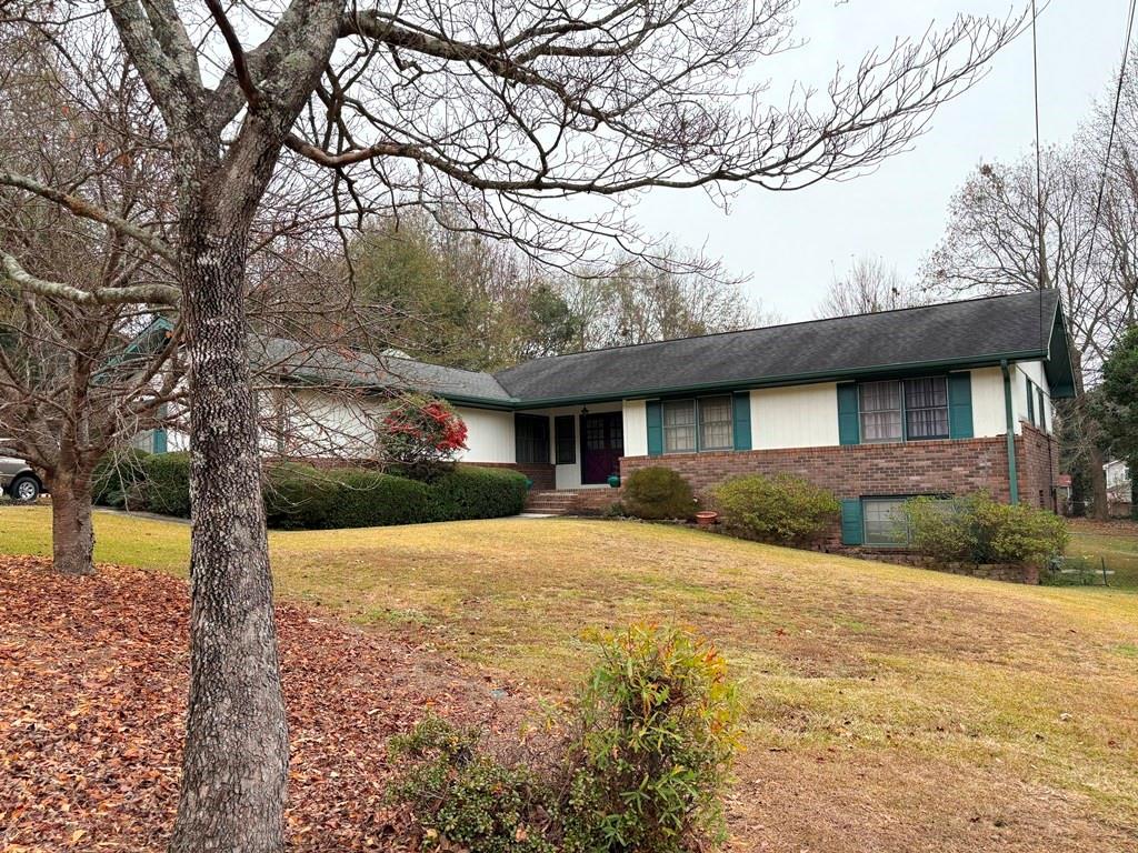 3199 Larkspur Cir., Snellville, GA 30078