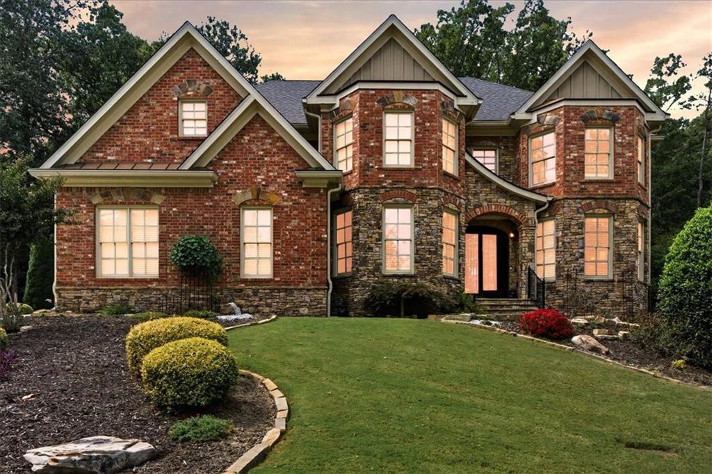 120 Fernwood Dr., Woodstock, GA 30188