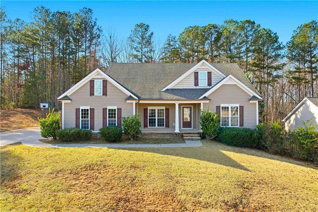 511 Willow Springs Dr., Dallas, GA 30132