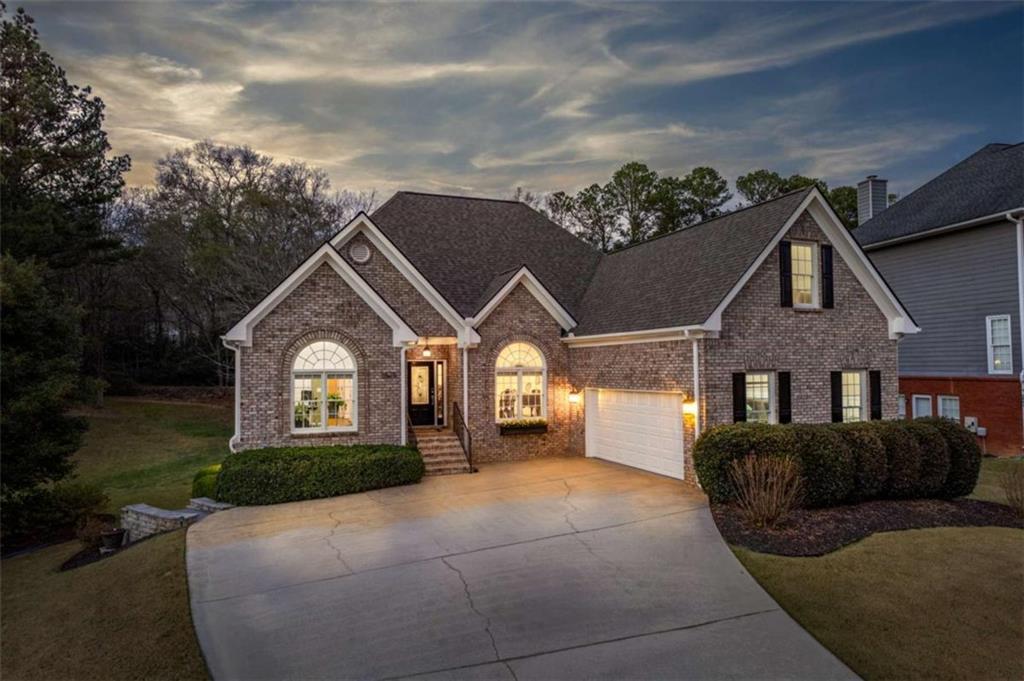 7523 Greens Mill Dr., Loganville, GA 30052