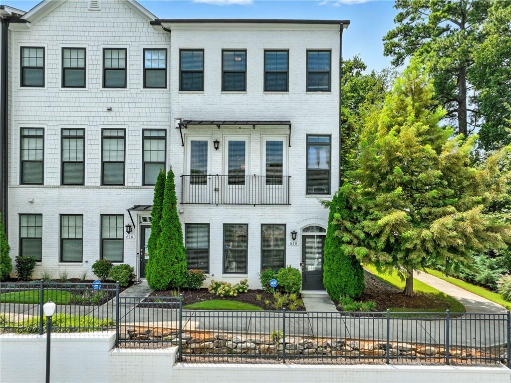 618 Morning Glory Pl., Atlanta, GA 30324