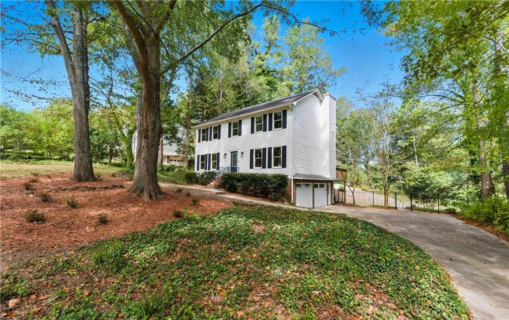 51 Queen Anne Dr., Mableton, GA 30126