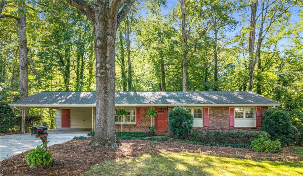 2019 Ellwyn Dr., Atlanta, GA 30341