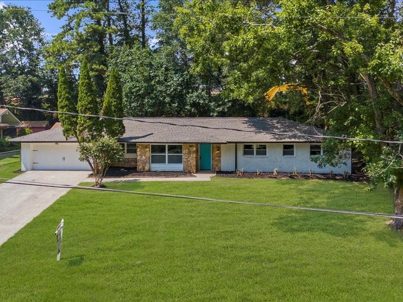 2719 Kings Park Cir., Decatur, GA 30034