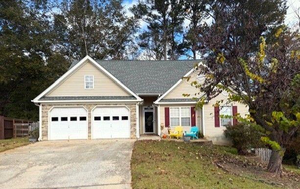 221 Mackenzie Ct., Canton, GA 30115