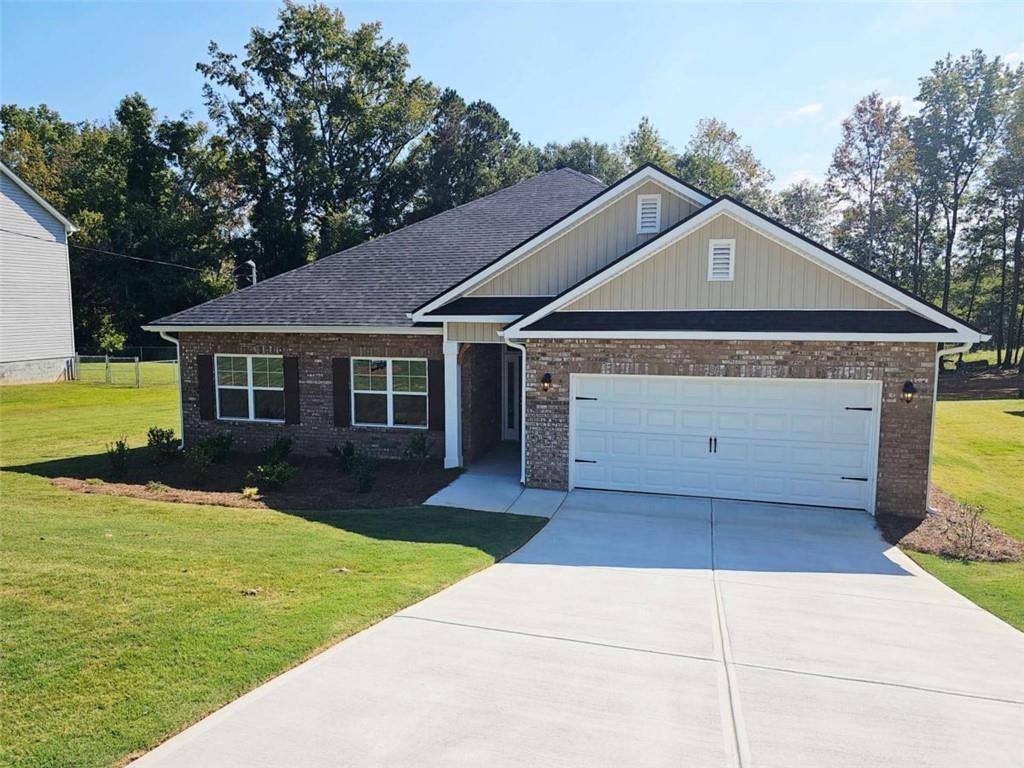 112 Scarlett Place Dr., Bowdon, GA 30108