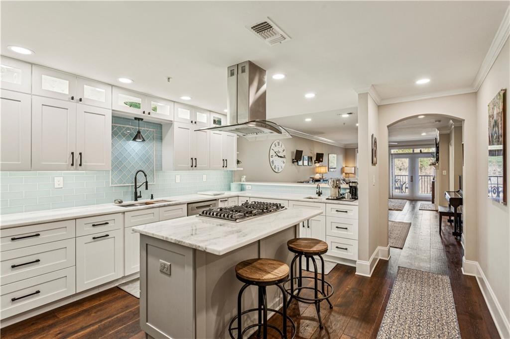 3120 Overland Dr., Roswell, GA 30075