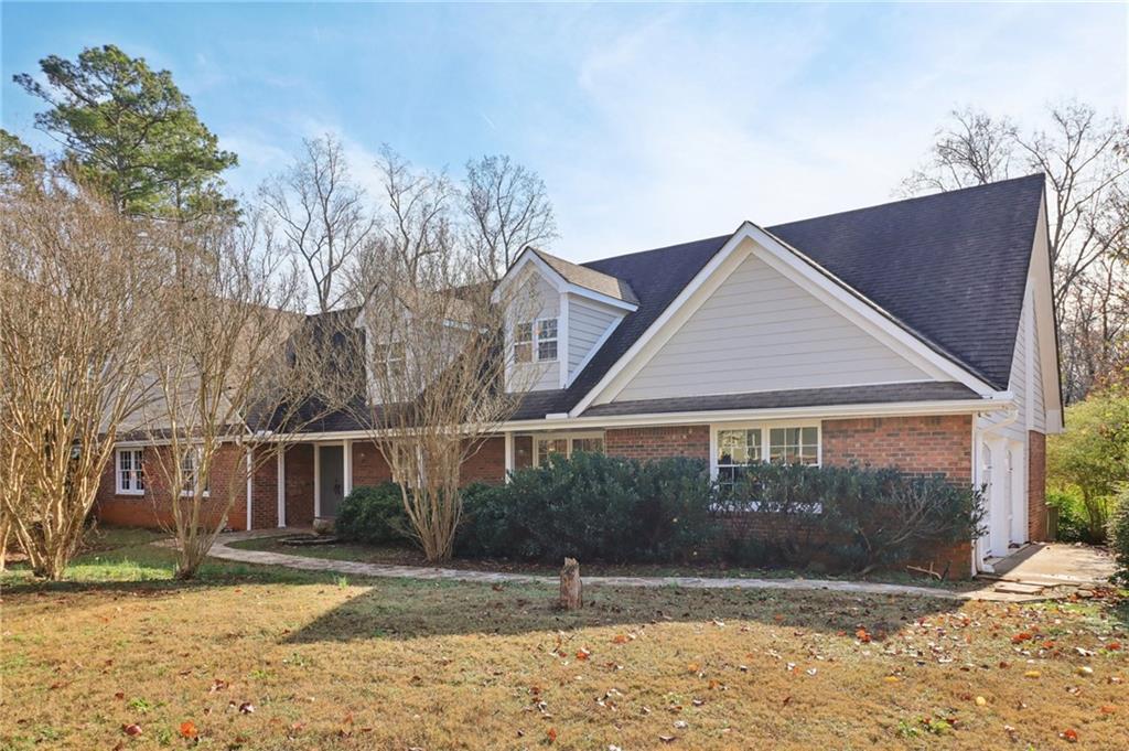 937 Hidden Falls Ln., Smyrna, GA 30082