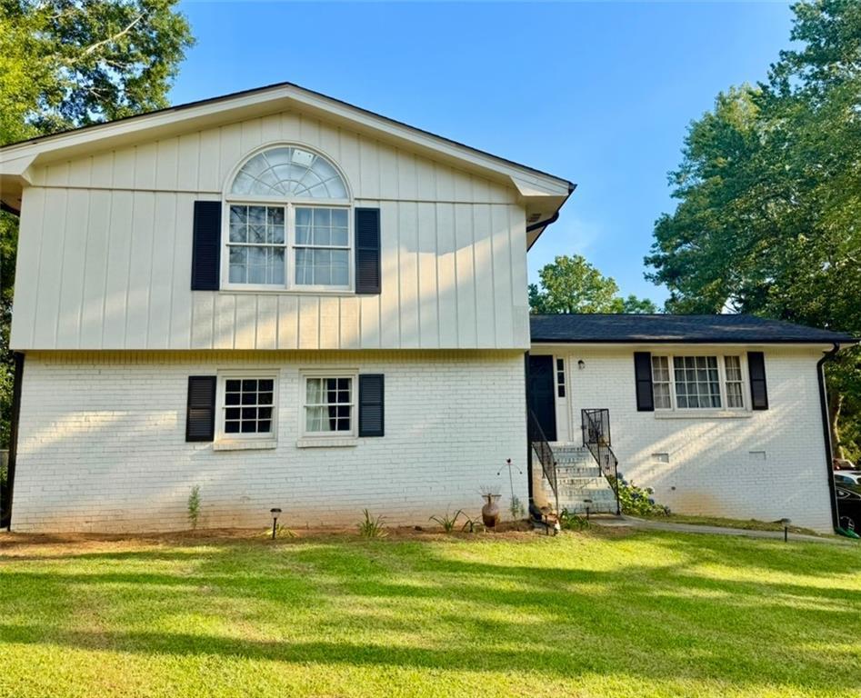 5347 Ocarol Ct., Stone Mountain, GA 30088