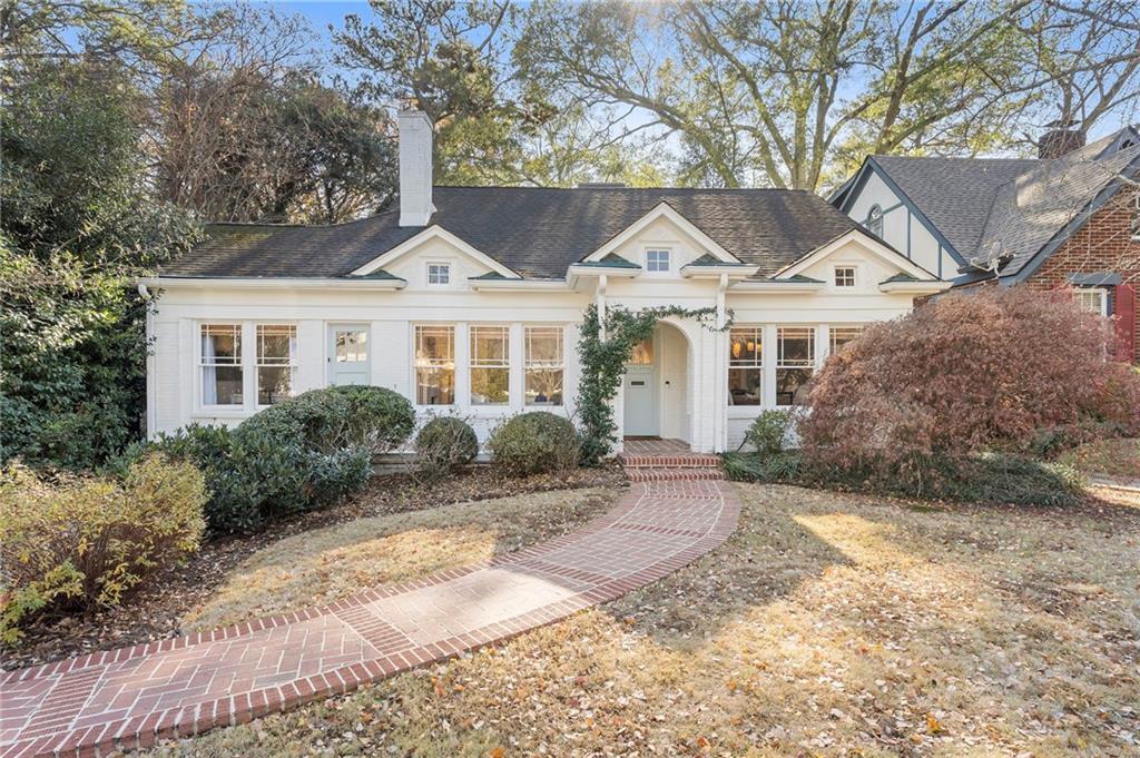 681 Yorkshire Rd., Atlanta, GA 30306