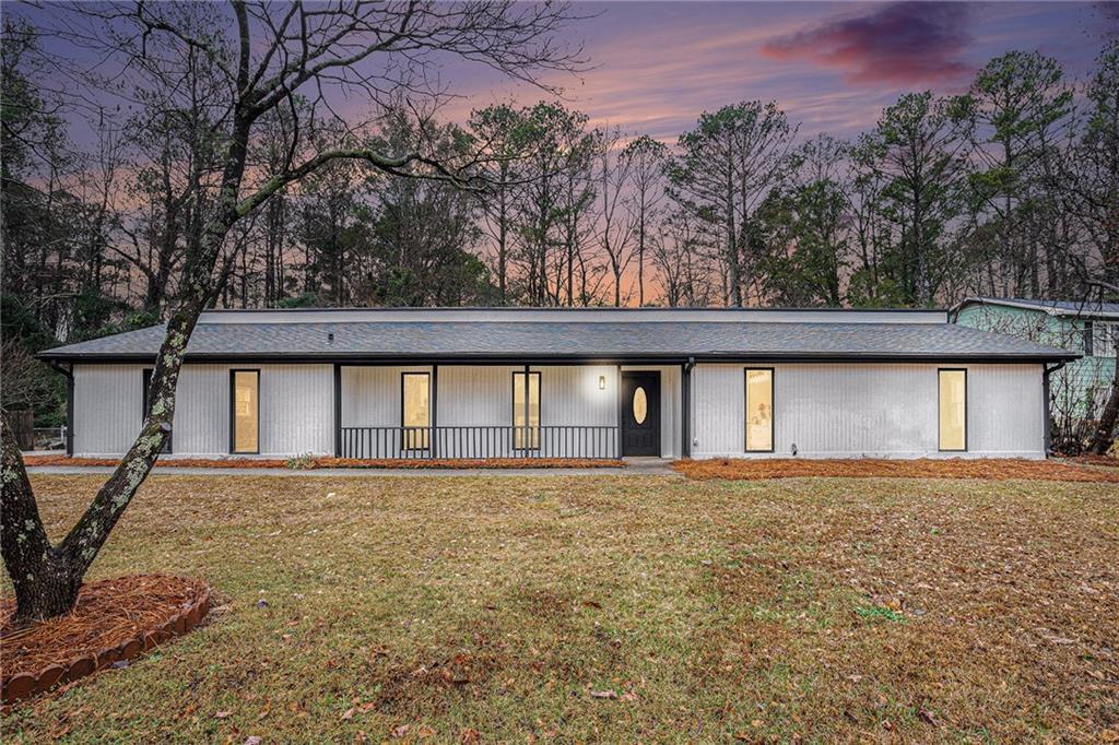 3451 San Antonio Dr., Snellville, GA 30039