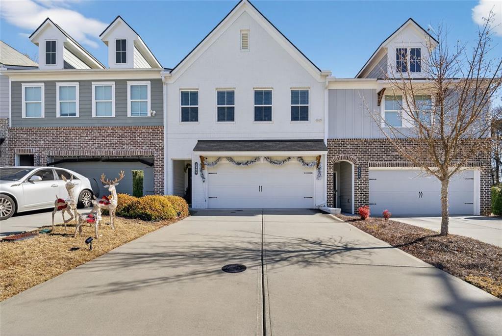 2995 Edgemont Ln., Marietta, GA 30008