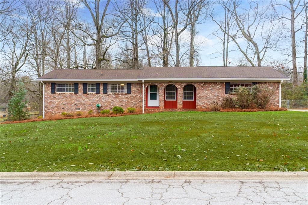 4306 Dawning Ln., Douglasville, GA 30135