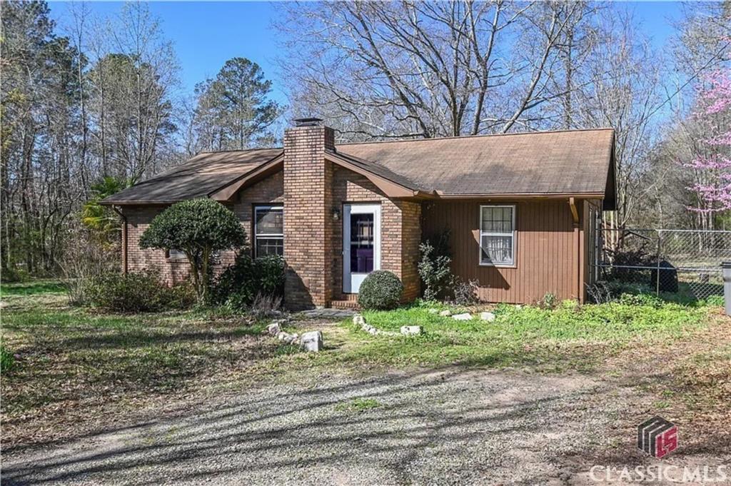 20 Fifth Cir., Winterville, GA 30683